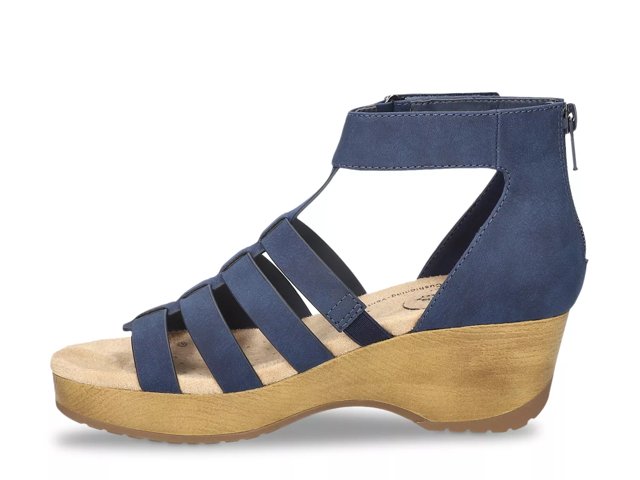 Runa Fisherman Sandal