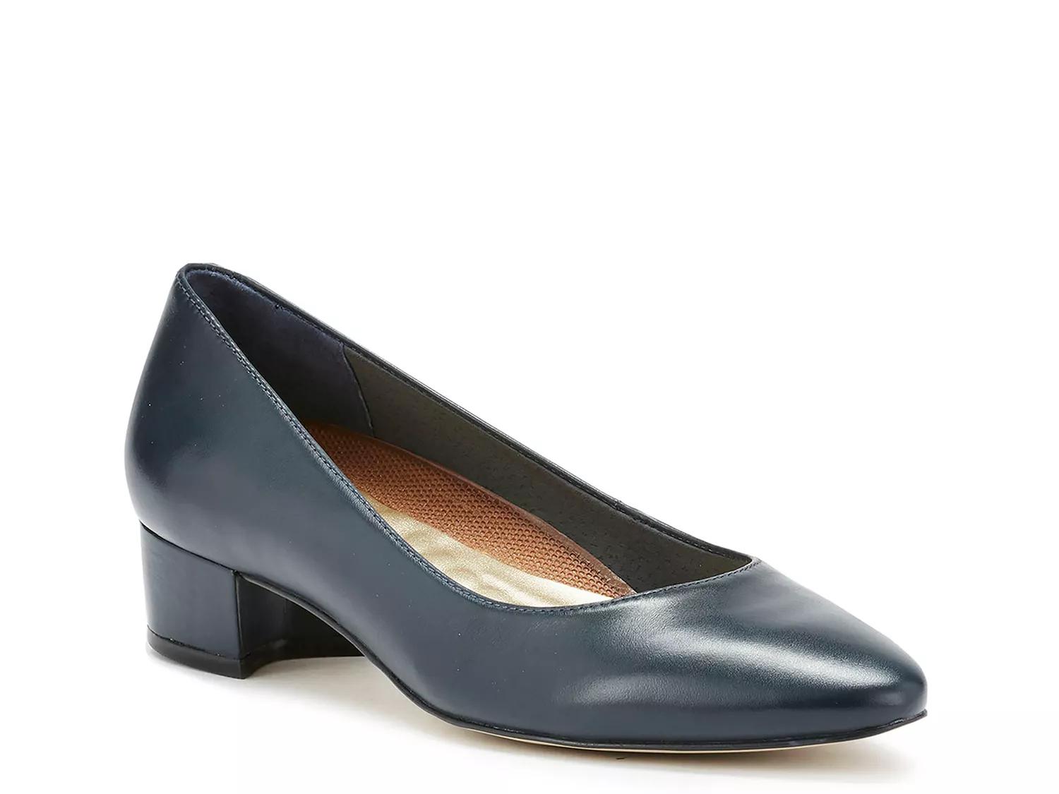 Heidi Pump - image 4