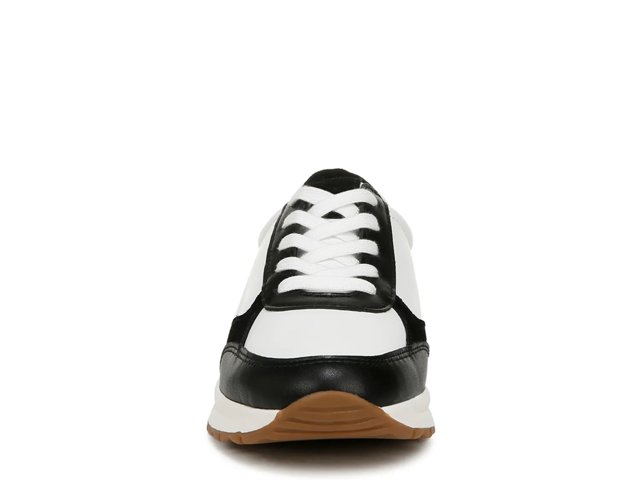Shay Sneaker