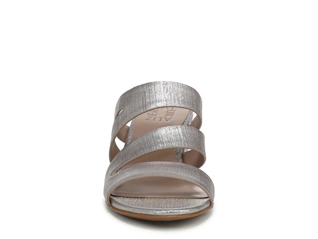 Beaming Sandal