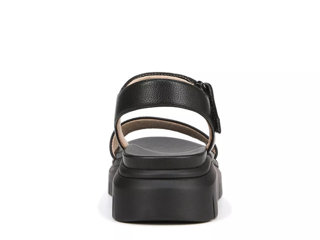 Poppi Wedge Sandal