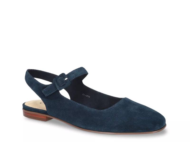 Andie Mary Jane Flat