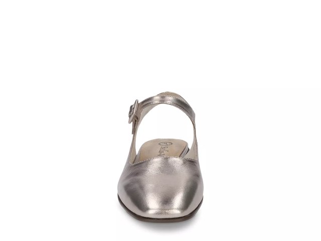 Andie Mary Jane Flat