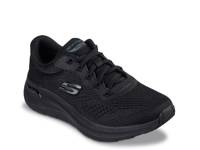Arch Fit 2.0 Sneaker - Women's Black view