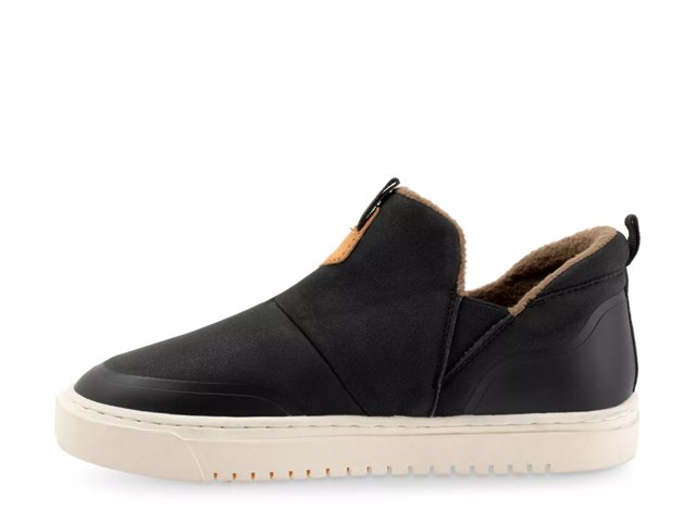 Cial Slip-On Sneaker