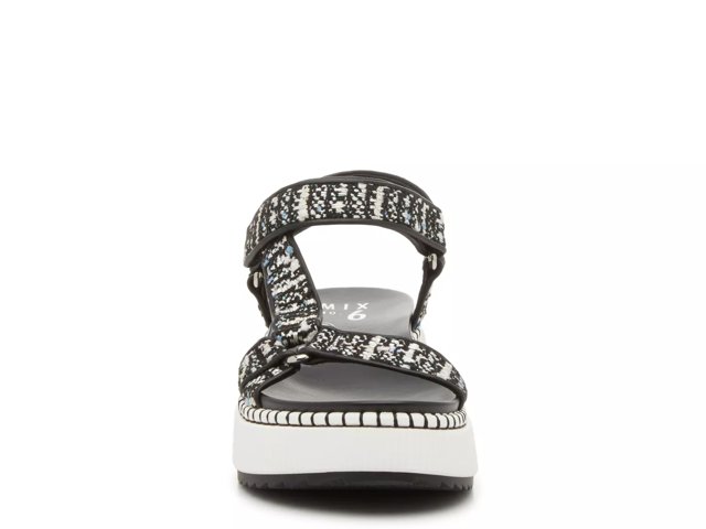 Amayaa Sandal