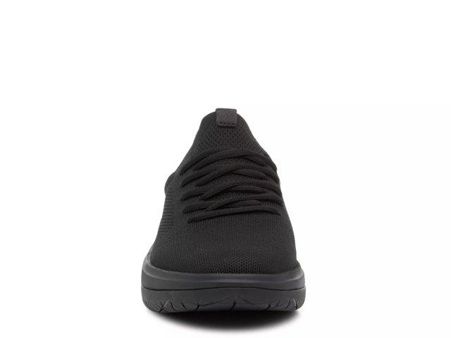 Beau Anti-Slip Sneaker