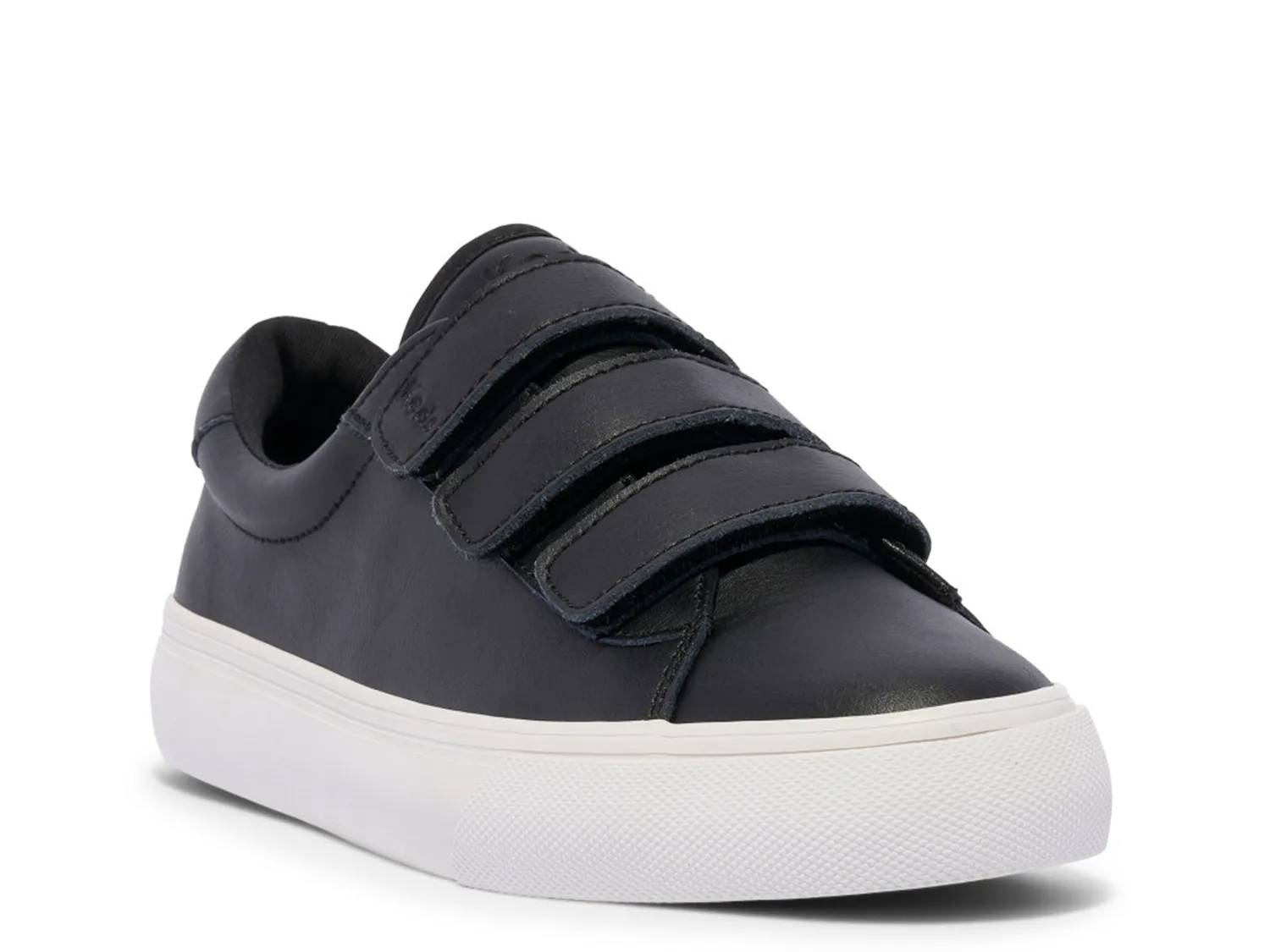 Jump Kick V Sneaker - Women's