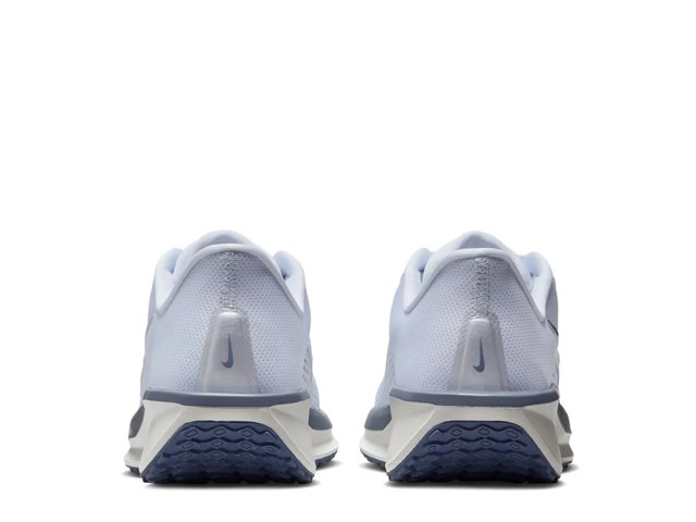 Quest 6 Running Shoe - Women's