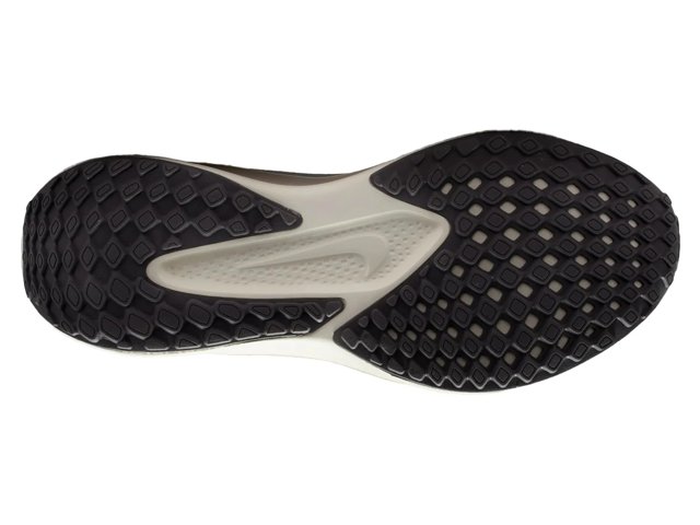 Quest 6 Running Shoe - Women's