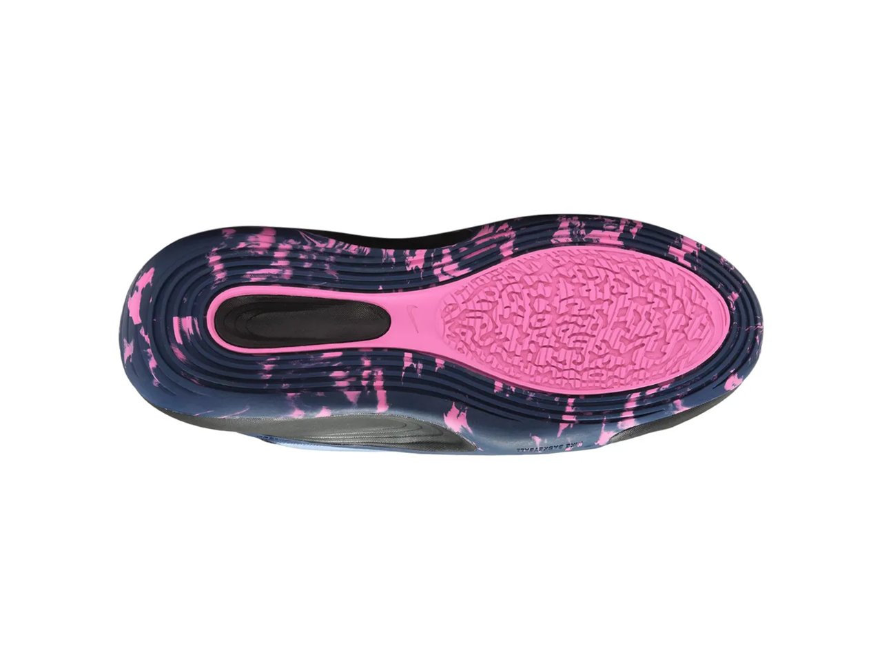 IsoFly Basketball Shoe - Kids'