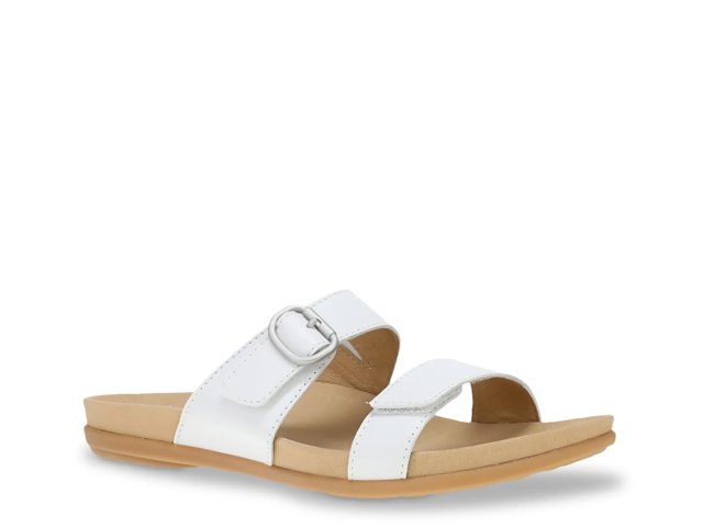 Justine Sandal