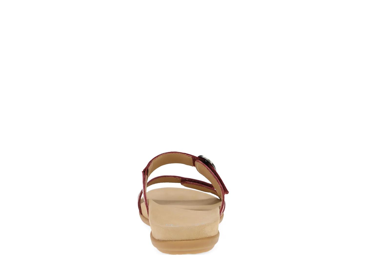 Justine Sandal