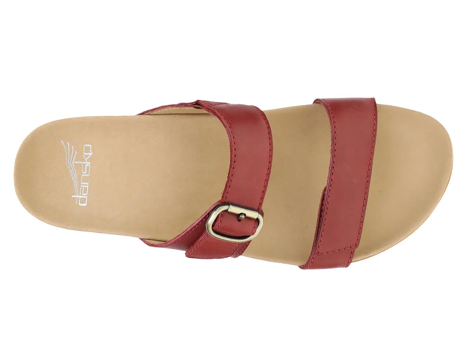 Justine Sandal