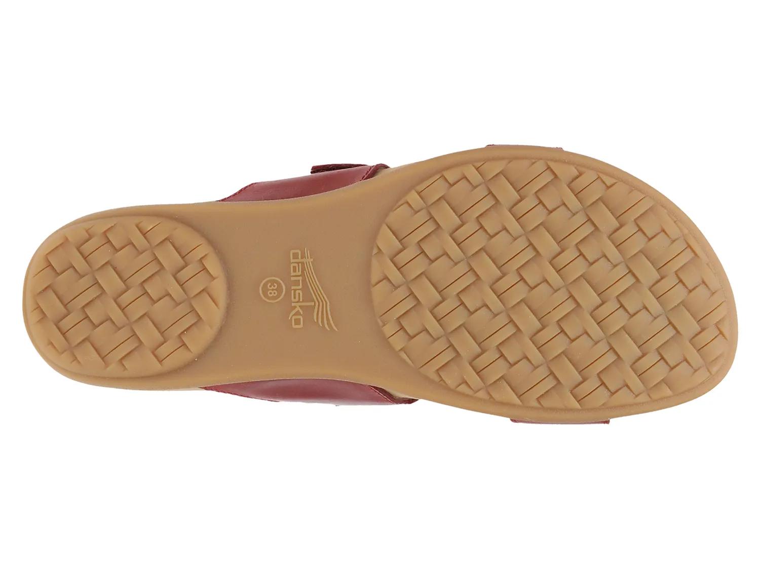 Justine Sandal