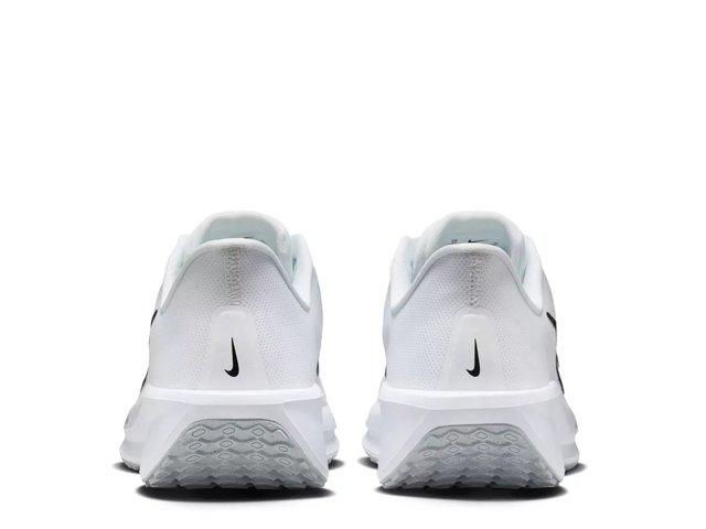 Quest 6 Running Shoe - Men's