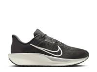 Quest 6 Running Shoe - Men's Grey view