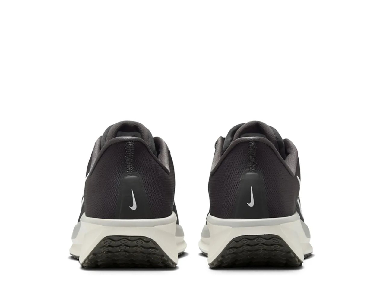 Quest 6 Running Shoe - Men's