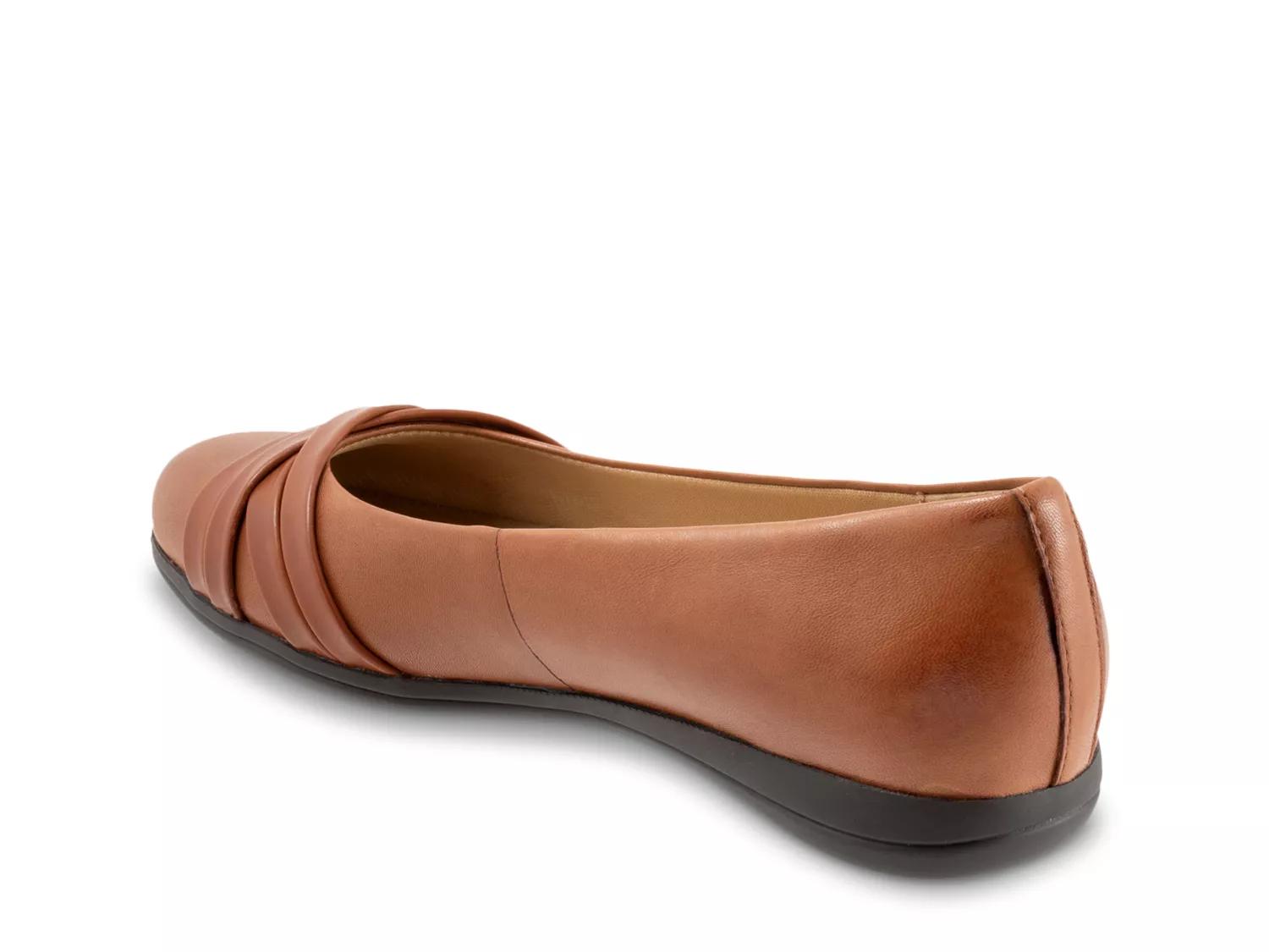 Daphne Slip-On