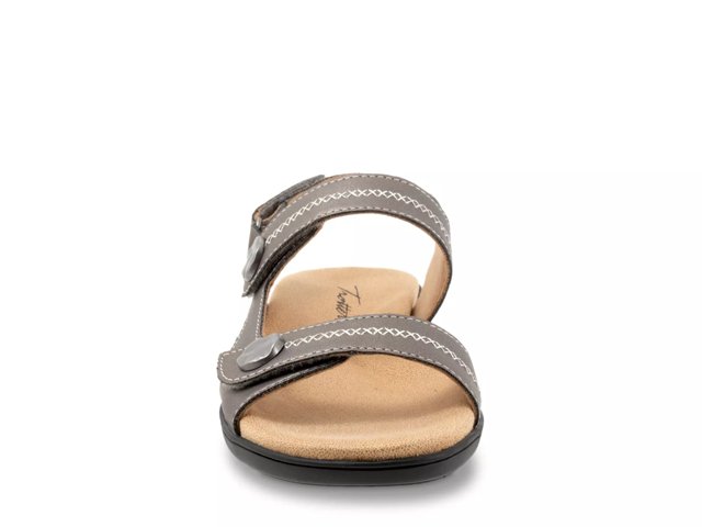 Romi Sandal