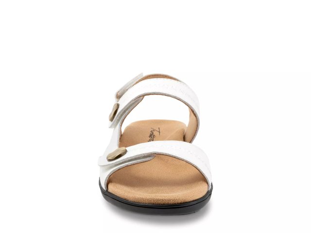 Romi Sandal