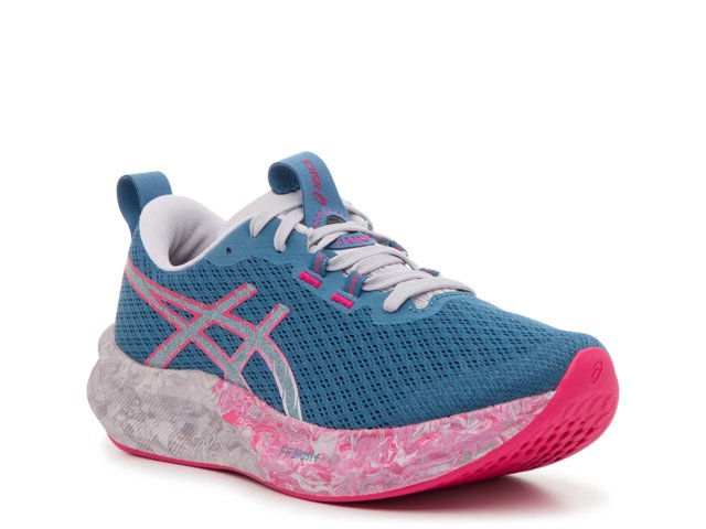 Noosa Tri 16 Running Shoe - Women's