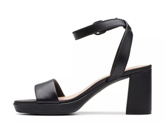 Ambyrlyn Sandal