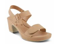 Sandlin Platform Sandal Beige view