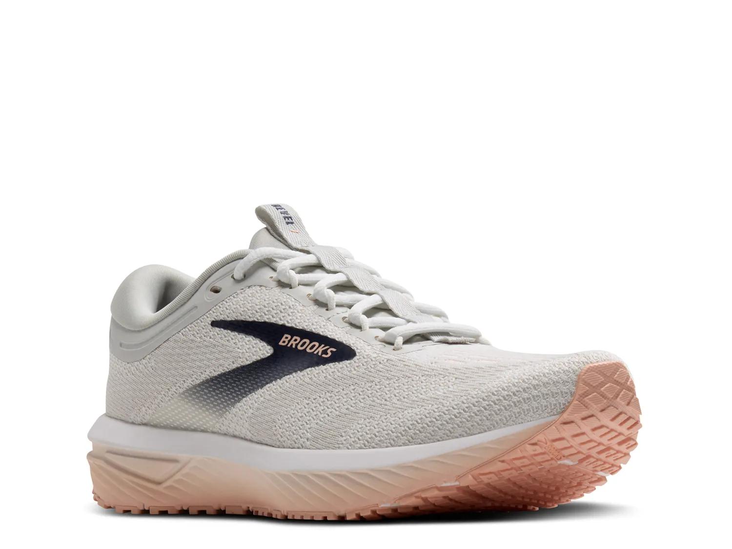Revel 7 Running Shoe - Women's - image 2