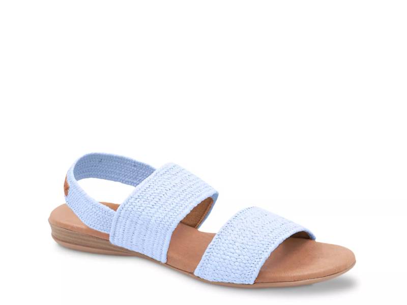 Nigella Sandal