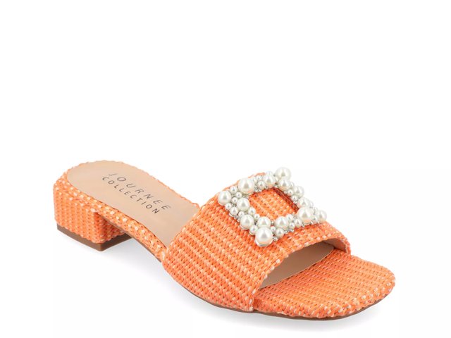 Justina Sandal