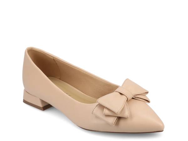 Click to shop women's dress flats at DSW Designer Shoe Warehouse