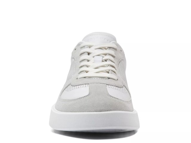 Grand Court Modern Turf Sneaker