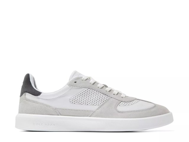 Grand Court Modern Turf Sneaker