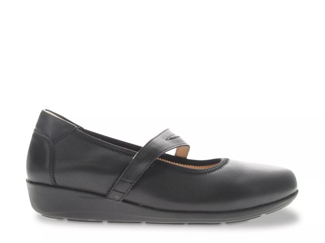 Yara Mary Jane Slip-On