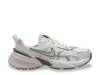 V2K Run Sneaker - Women's White/Pink view