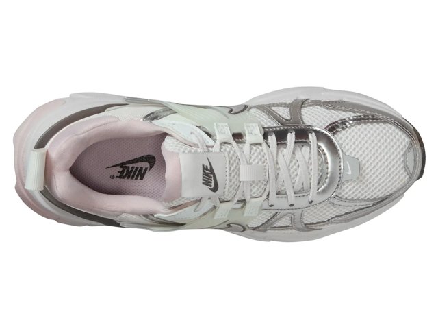 V2K Run Sneaker - Women's