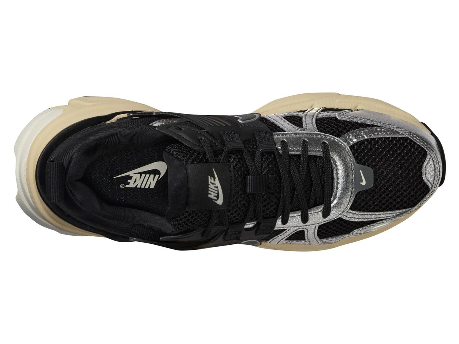V2K Run Sneaker - Women's