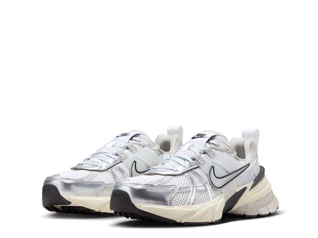 V2K Run Sneaker - Women's