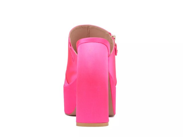 Icelynn Platform Sandal