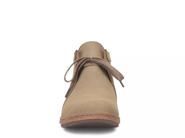 Nadia Chukka Boot