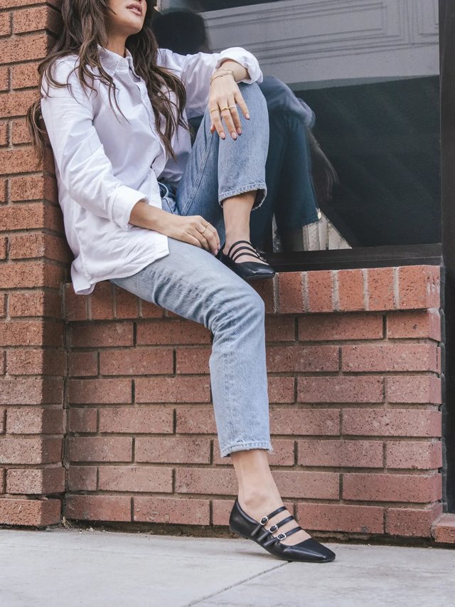 Journee Darlin Flat - Free Shipping | DSW