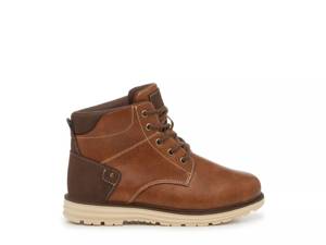 Click to shop boys' clearance boots at DSW Designer Shoe Warehouse.