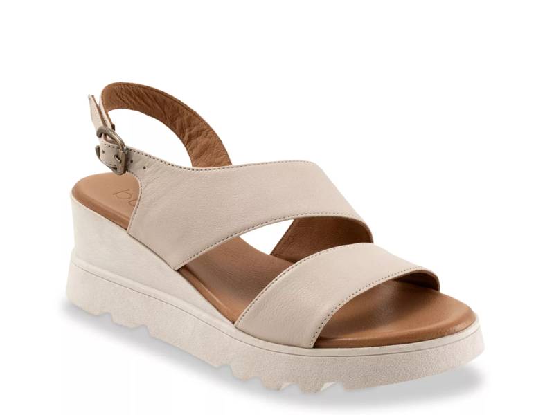 Gianna Sandal