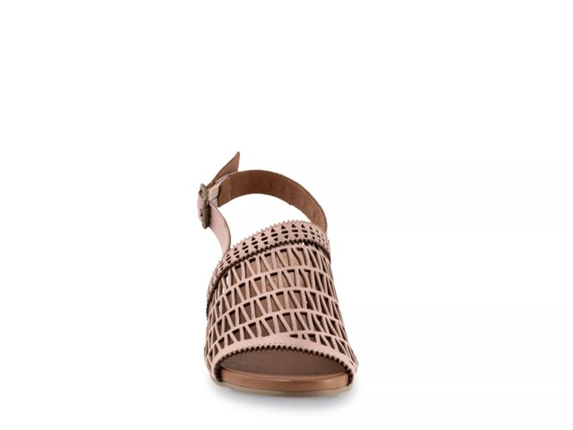 Lia Sandal