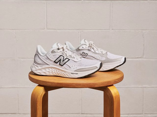 (取寄) ニューバランス レディース フレッシュ フォーム アリシ V4 New Balance women Fresh Foam Arishi v4 Silver llic/Reflection/Nb White New Balance Fresh Foam Arishi TiraLux v4 Running Shoe - Women's