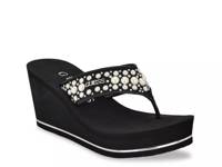Silus Wedge Sandal Black view