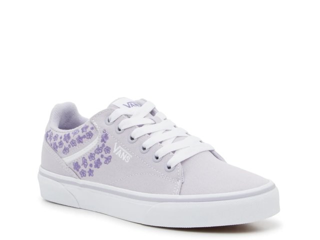 Seldan Sneaker - Women's