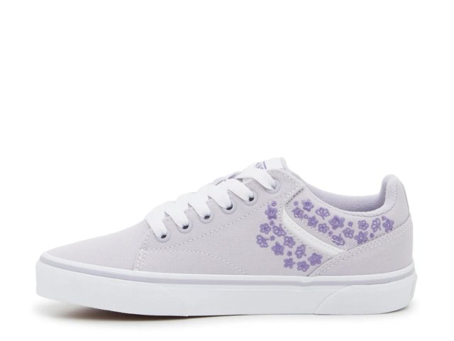 Seldan Sneaker - Women's