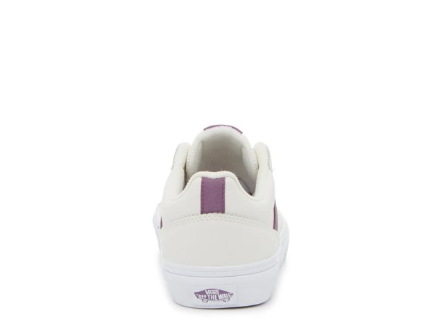Seldan Sneaker - Women's